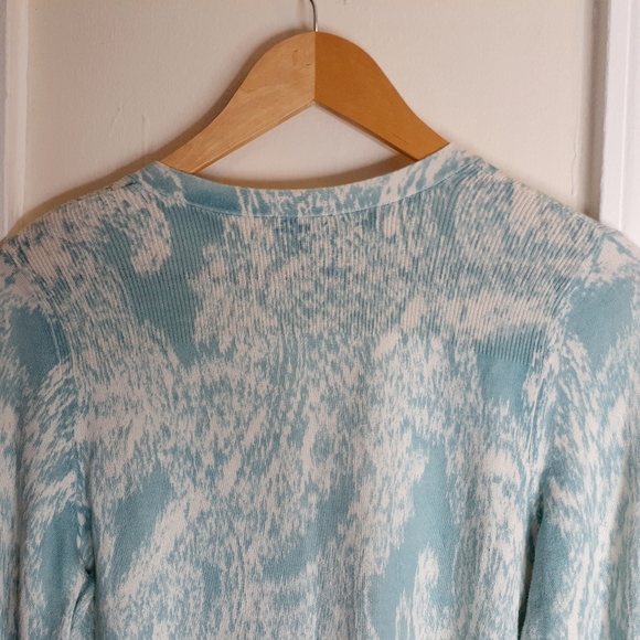 Talbots Cardigan Size Medium - Picture 2 of 6